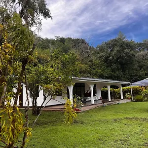 Tiki Hiva Oa Bed & Breakfast Atuona
