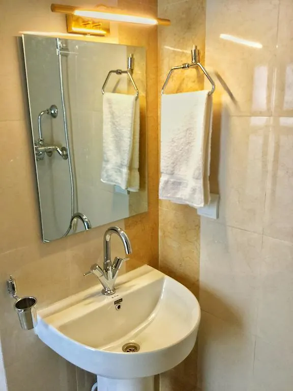 Hotel Trekkers Home Catmandu